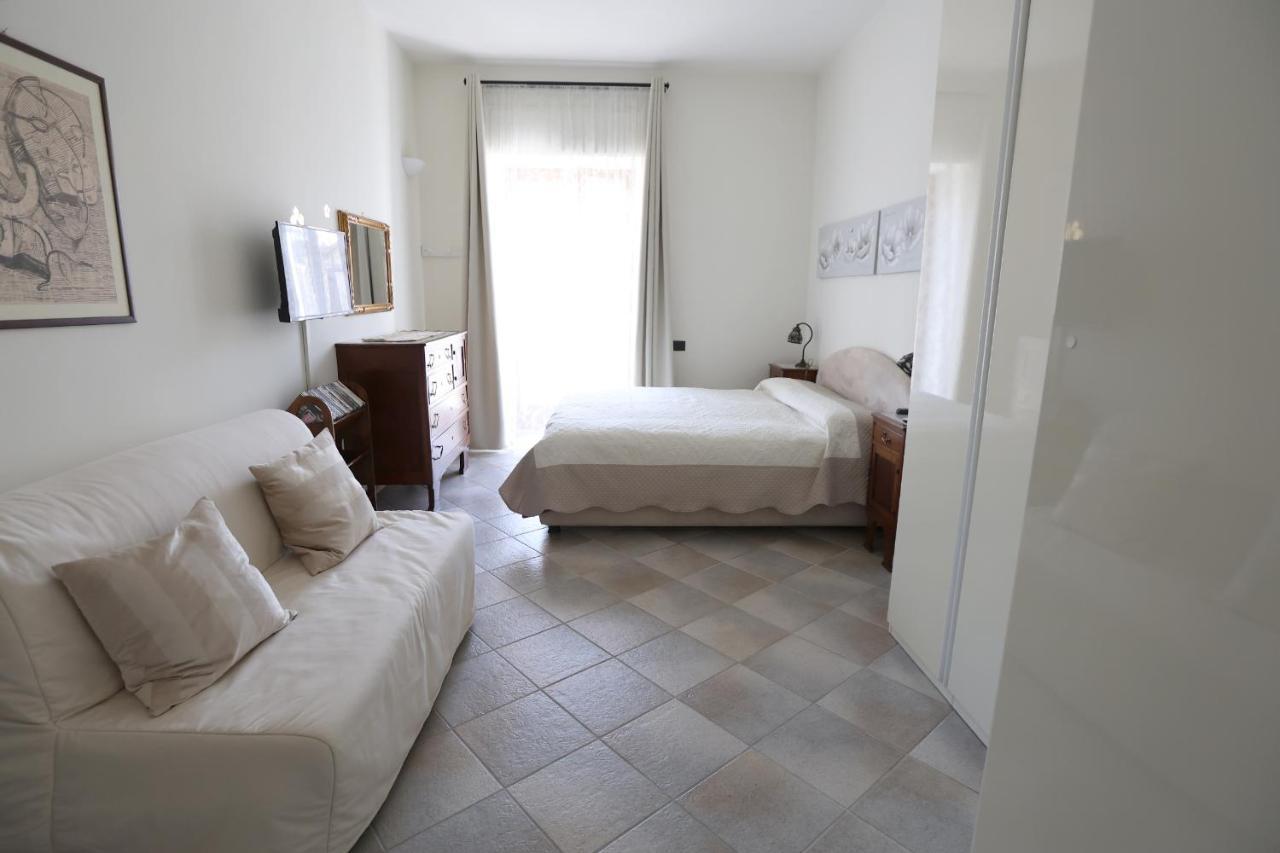 Smile In Toledo Apartment เนเปิลส์ ภายนอก รูปภาพ