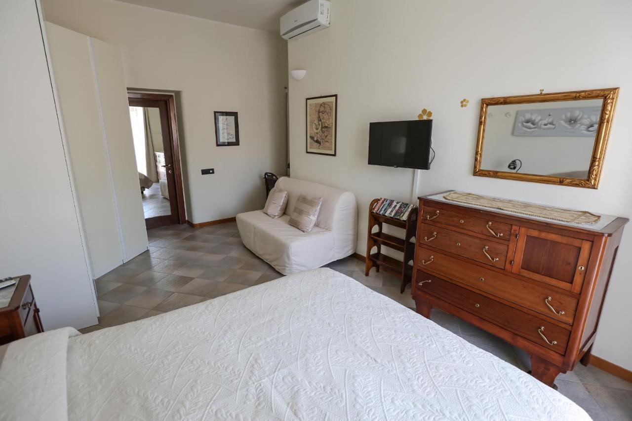 Smile In Toledo Apartment เนเปิลส์ ภายนอก รูปภาพ